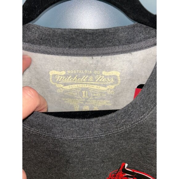 NEW Men's XL Mitchell & Ness Chicago Bulls 1991NBA Finals Hardwood Classics Thro - Picture 2 of 4
